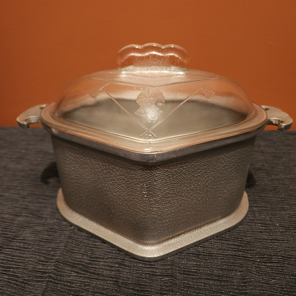 Vintage Guardian Hammered Aluminum Service Triangle Roaster Dutch w Glass Lid